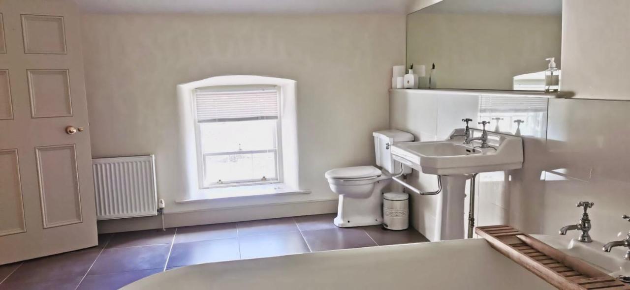 2 Bed Courtyard Apartment At Rockfield House Kells In Meath - Short Term Let מראה חיצוני תמונה